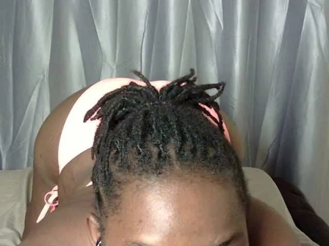 Live sex webcam photo for Mayer- #292636399