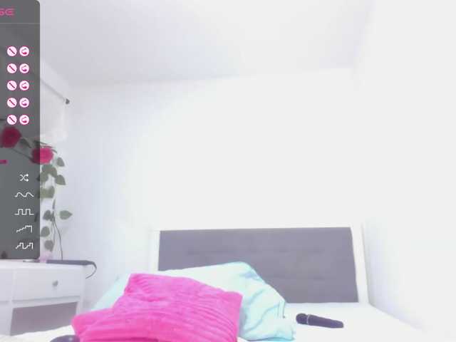 Live sex webcam photo for MayiRivas #276216025