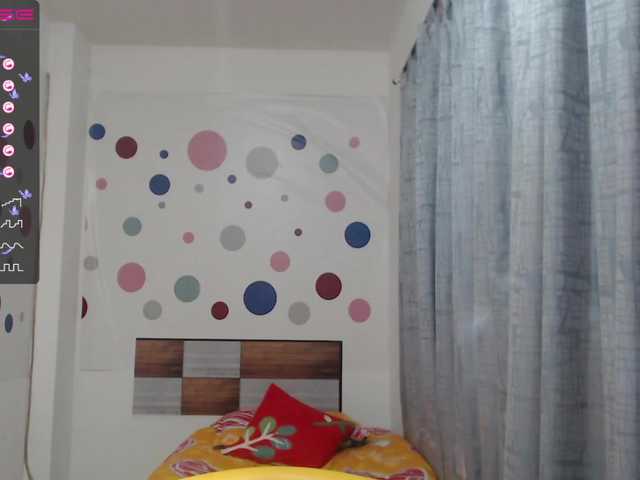 Live sex webcam photo for Mayra-daven1 #272745740