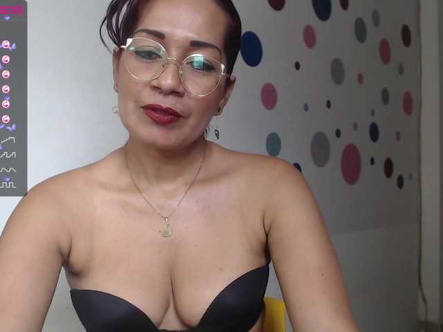 Live sex webcam photo for Mayra-daven1 #272792354