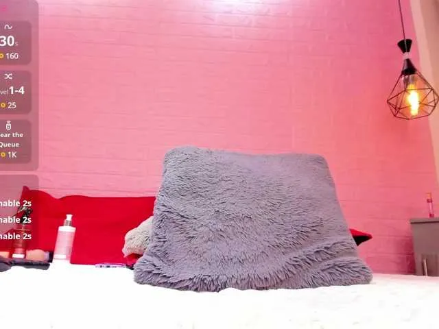 Live sex webcam photo for Mayte-Liu #291435427