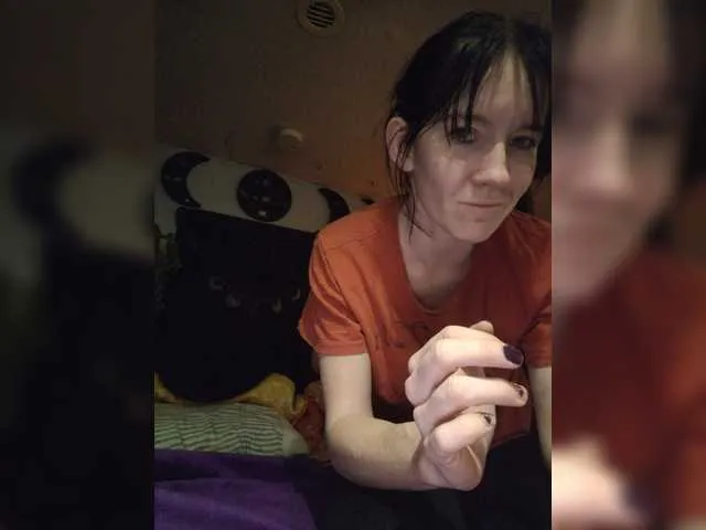 Live sex webcam photo for MdmMoonstruck #276800471