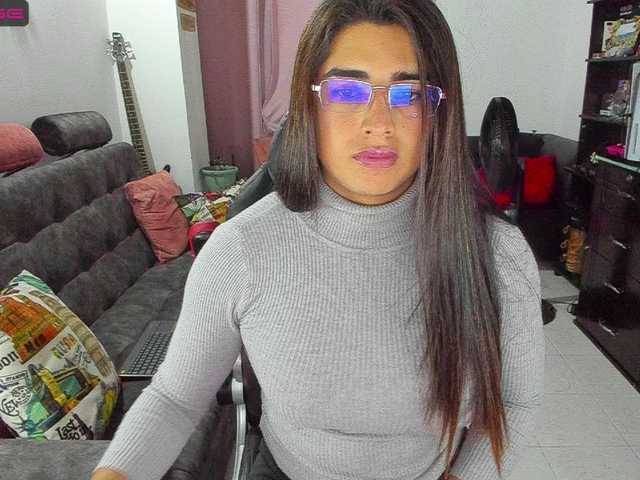 Live sex webcam photo for Me-Khalifa69 #275652999