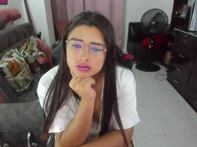 Live sex webcam photo for Me-Khalifa69 #276017737