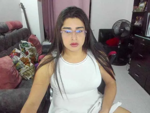 Live sex webcam photo for Me-Khalifa69 #276134071