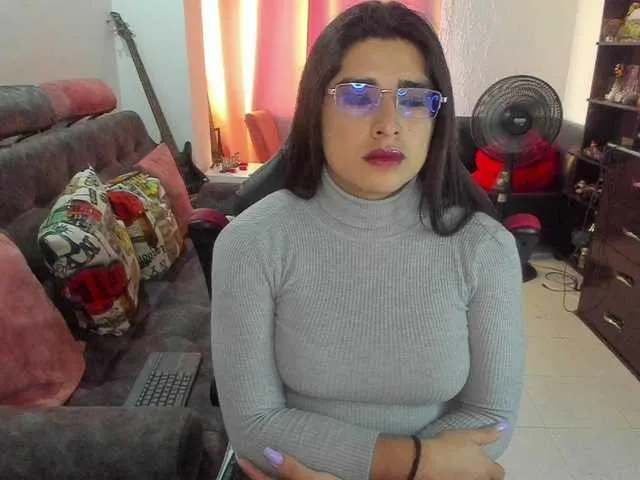 Live sex webcam photo for Me-Khalifa69 #276178746