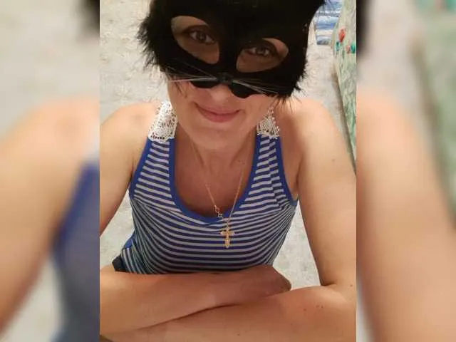 Live sex webcam photo for Me-reina #275701296