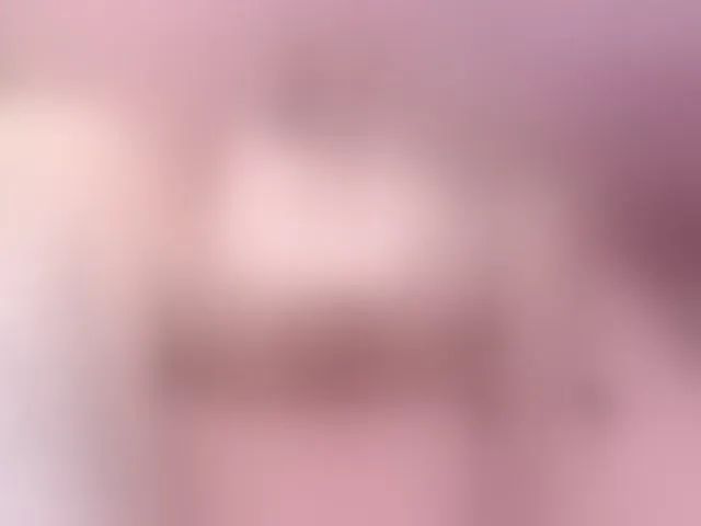 Live sex webcam photo for MeAmandaX #293555441