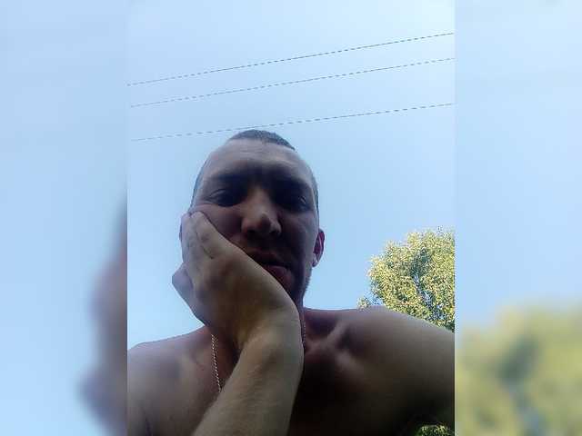 Live sex webcam photo for MeXaNiZaToR96 #275922844