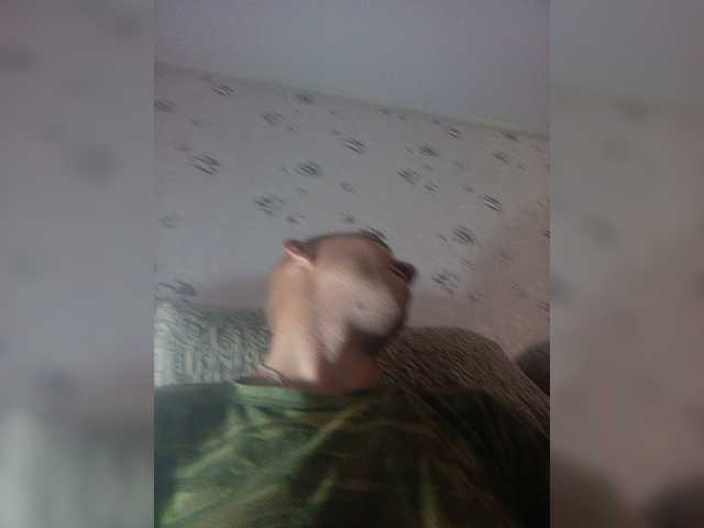 Live sex webcam photo for MeXaNiZaToR96 #275960478