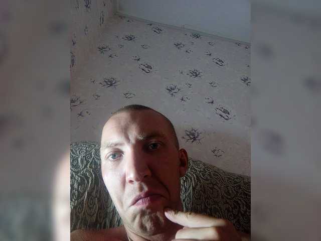 Live sex webcam photo for MeXaNiZaToR96 #275999415