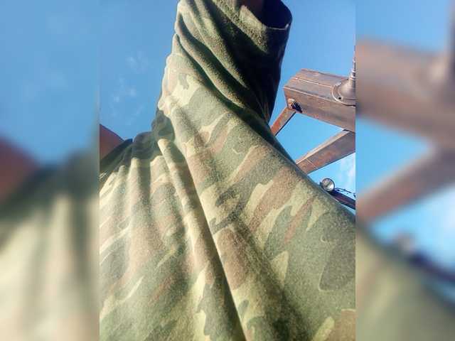 Live sex webcam photo for MeXaNiZaToR96 #276010767