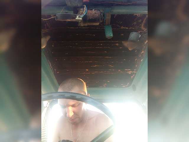 Live sex webcam photo for MeXaNiZaToR96 #276030391