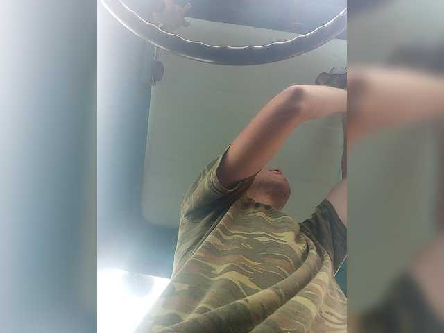 Live sex webcam photo for MeXaNiZaToR96 #276086472