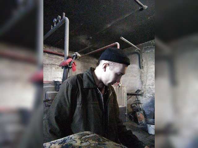 Live sex webcam photo for MeXaNiZaToR96 #277178063