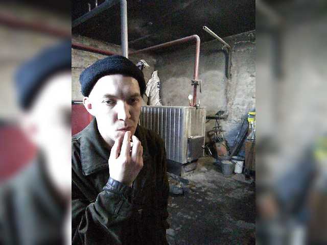 Live sex webcam photo for MeXaNiZaToR96 #277320421