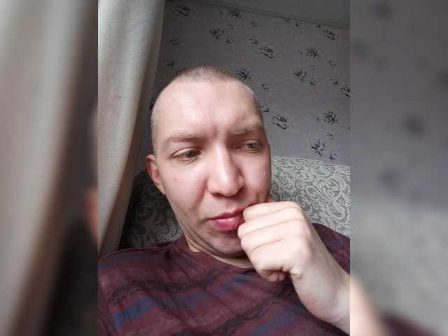 Live sex webcam photo for MeXaNiZaToR96 #277675325