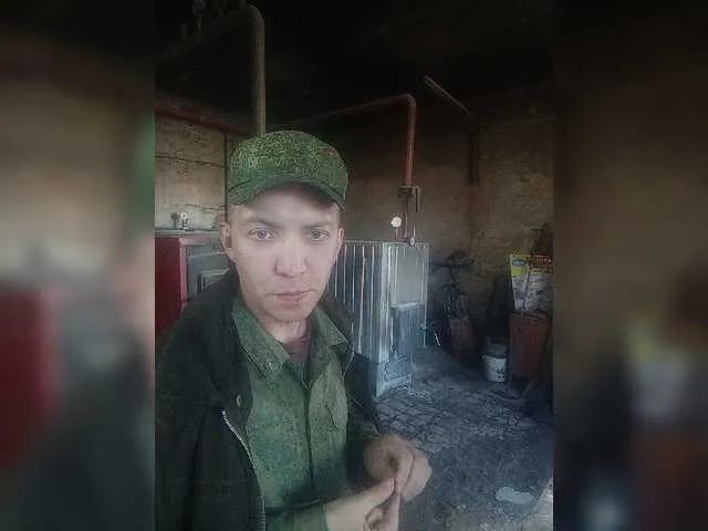 Live sex webcam photo for MeXaNiZaToR96 #277717437