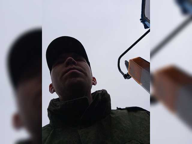 Live sex webcam photo for MeXaNiZaToR96 #277735000