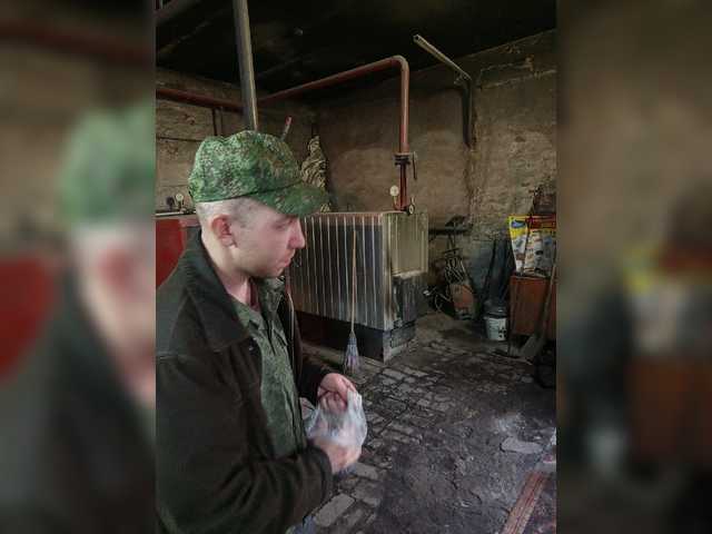 Live sex webcam photo for MeXaNiZaToR96 #277743904