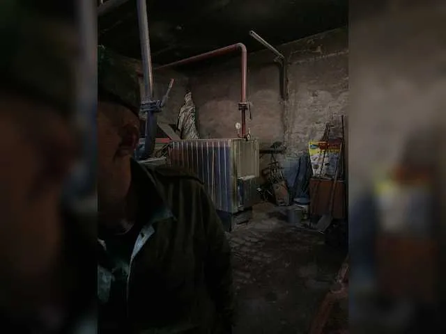 Live sex webcam photo for MeXaNiZaToR96 #277745710