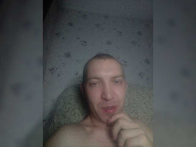 Live sex webcam photo for MeXaNiZaToR96 #277766059