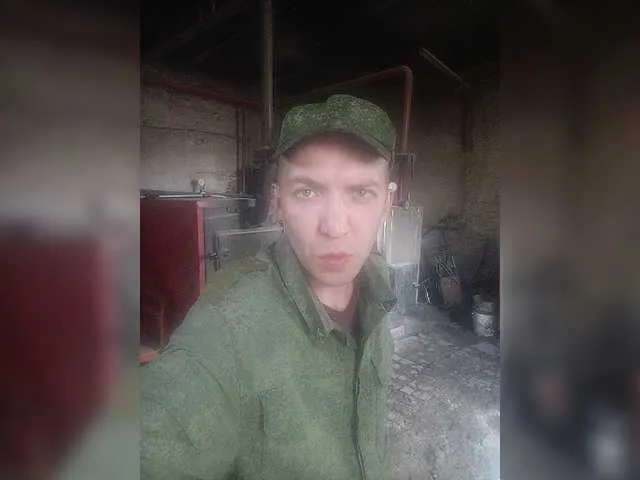 Live sex webcam photo for MeXaNiZaToR96 #277770246