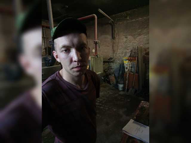 Live sex webcam photo for MeXaNiZaToR96 #277772040