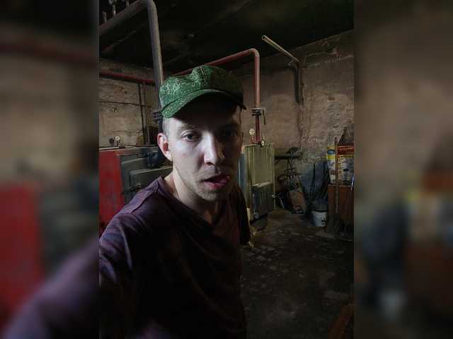 Live sex webcam photo for MeXaNiZaToR96 #277799926