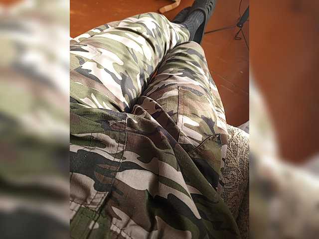 Live sex webcam photo for MeXaNiZaToR96 #277881260