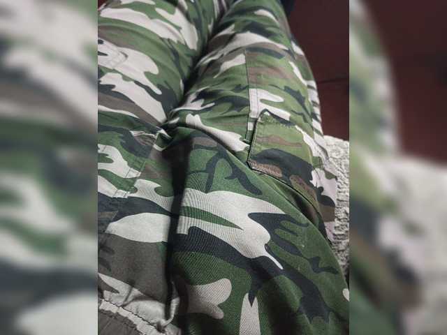 Live sex webcam photo for MeXaNiZaToR96 #277883074