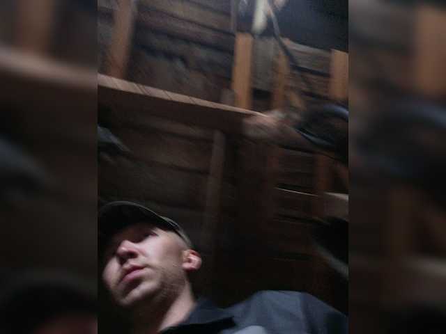 Live sex webcam photo for MeXaNiZaToR96 #277888117