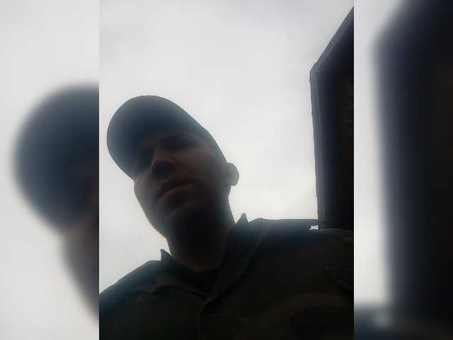 Live sex webcam photo for MeXaNiZaToR96 #277895056