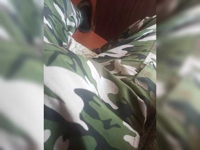 Live sex webcam photo for MeXaNiZaToR96 #289538603