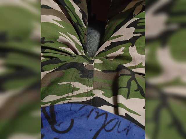 Live sex webcam photo for MeXaNiZaToR96 #290369758