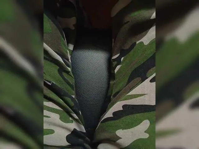 Live sex webcam photo for MeXaNiZaToR96 #290482467