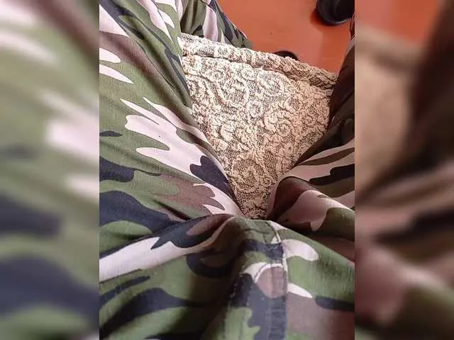 Live sex webcam photo for MeXaNiZaToR96 #290582237