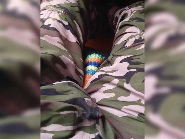 Live sex webcam photo for MeXaNiZaToR96 #290605944