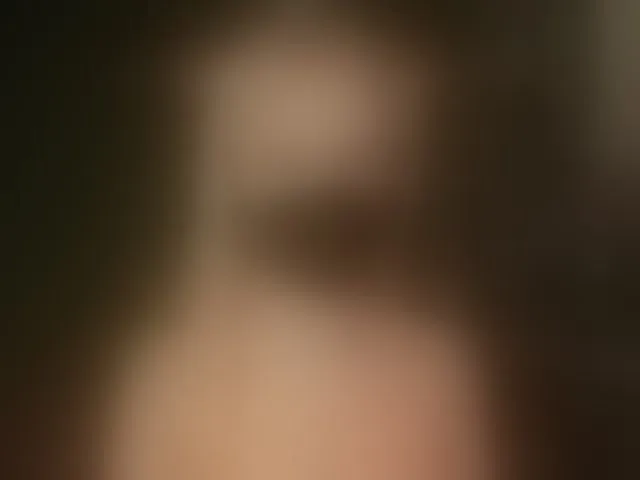 Live sex webcam photo for Meeeeow #292545905