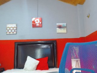 Live sex webcam photo for Meegan-Stone #205587078