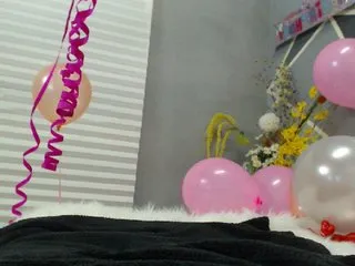 Live sex webcam photo for Meegan-Stone #216979630