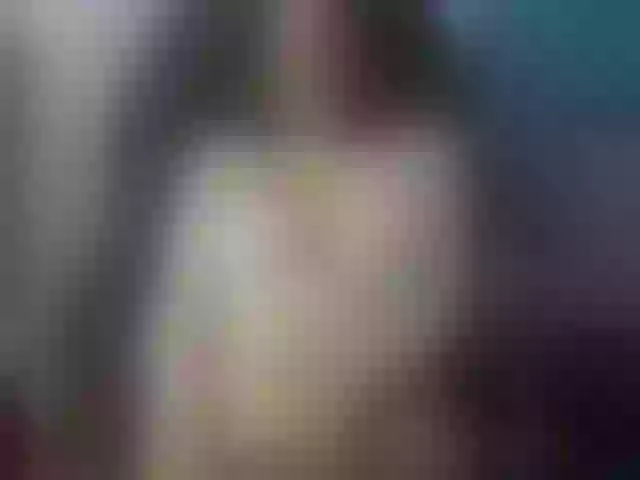 Live sex webcam photo for Megaaan- #275560381
