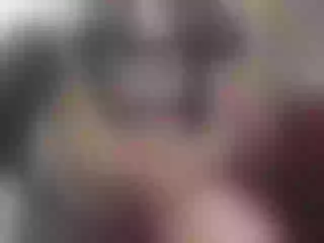 Live sex webcam photo for Megaaan- #275842975