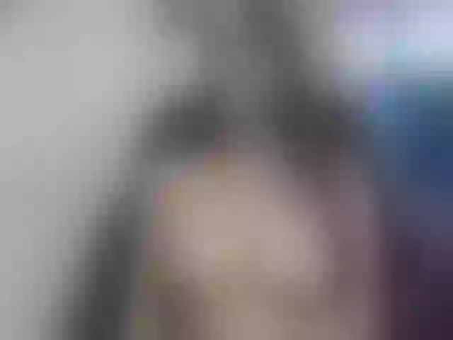 Live sex webcam photo for Megaaan- #275902634