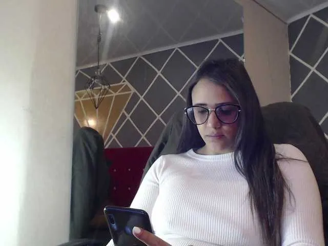 Live sex webcam photo for Megaaan- #276079641