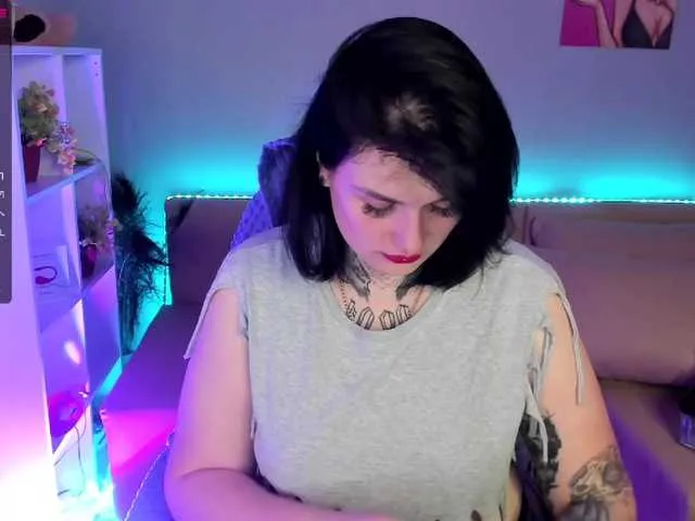 Live sex webcam photo for Megan-Barrasa #272308604