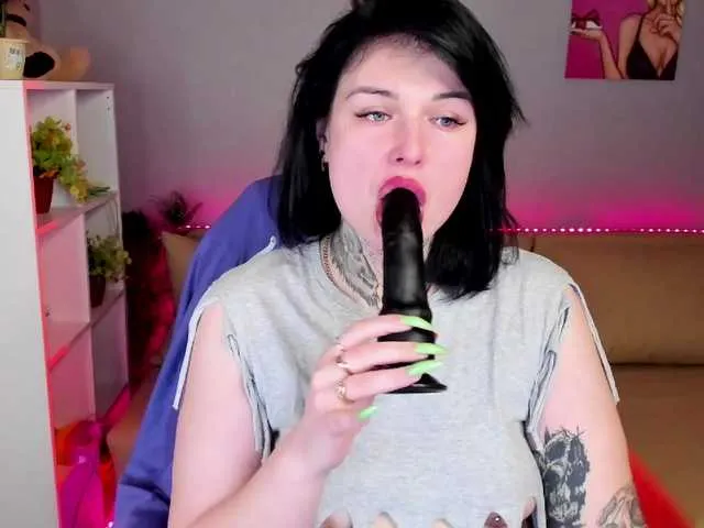 Live sex webcam photo for Megan-Barrasa #272340267