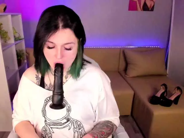 Live sex webcam photo for Megan-Barrasa #272433387