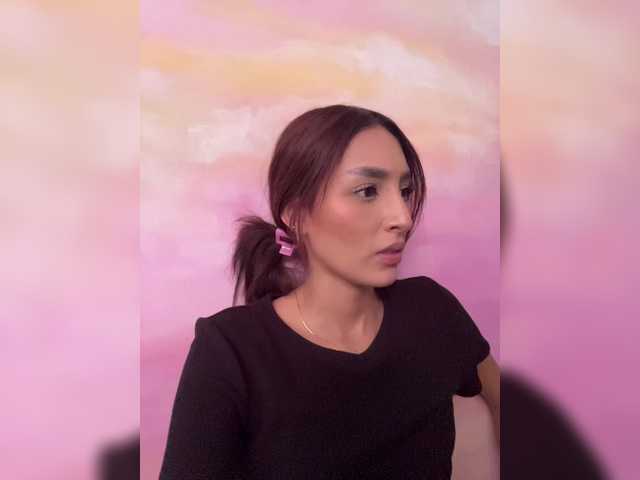 Live sex webcam photo for Megan-Holly #291846644