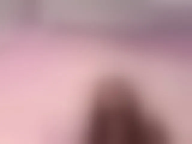 Live sex webcam photo for Megan-Holly #292975894